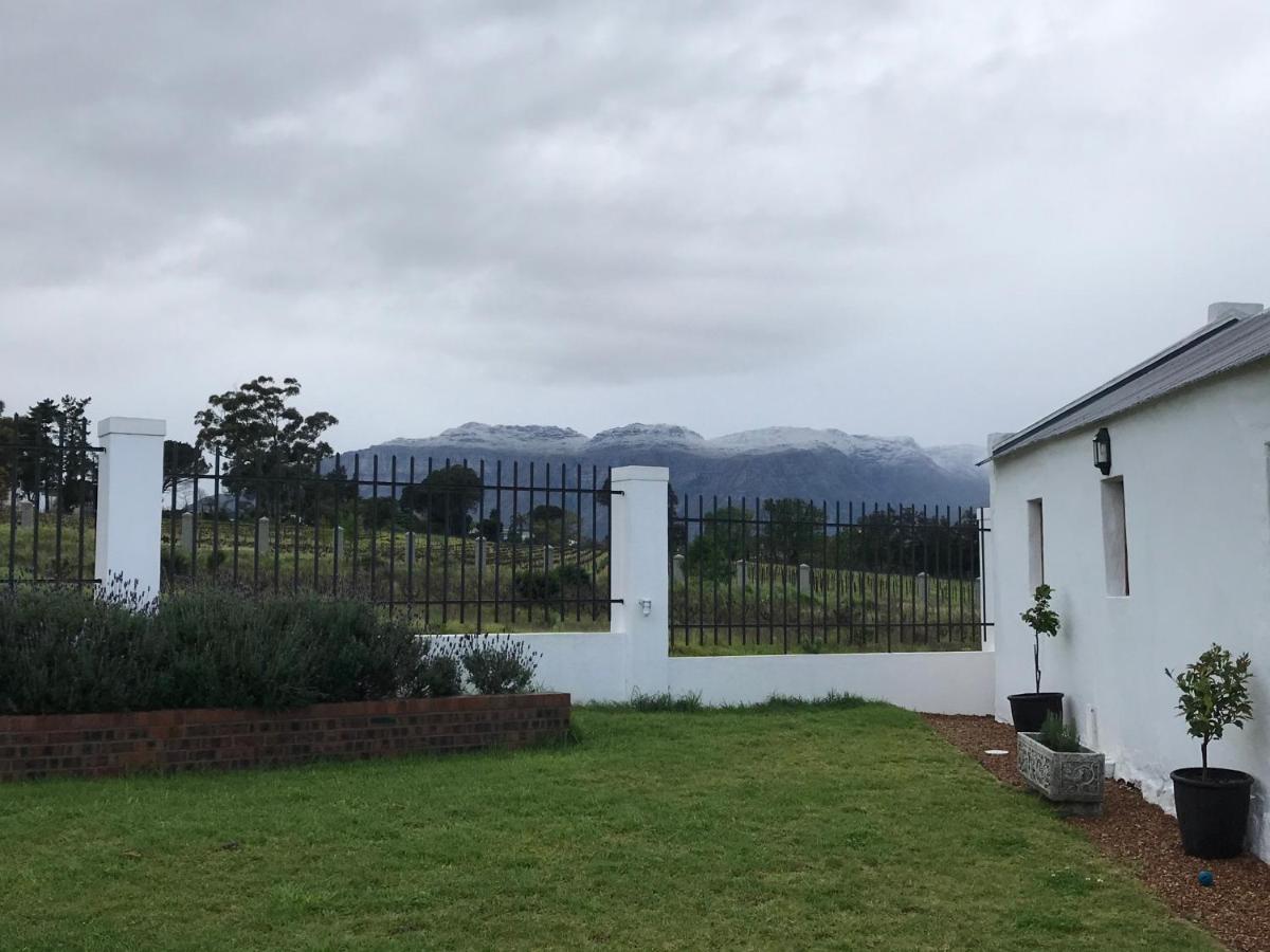 Raithby Winelands Historical Cottage 외부 사진